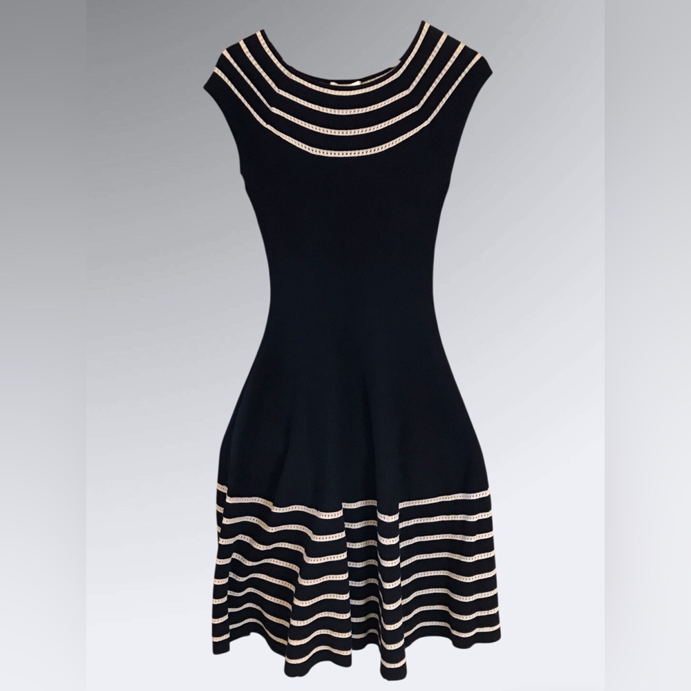 Kate Spade Amalia Sweater Dress Black Crochet Stripe Cap Sleeve Fit Flare Small